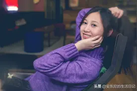 「约拍系列」共享办公室，来一组#美女##人像#，清纯年轻#美丽#图片