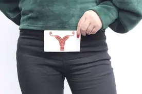 女人总是出现4个表现，要留意子宫内膜癌，早点检查为好图片