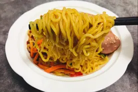 越吃越香的拌面秘方，5分钟搞定，太销魂了图片