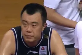 真汉子！韩德君暴怒后，立刻意识到自己犯错了，他是这样回应的！图片