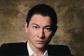 她是大清皇室的格格，出道后从不演清宫戏，却为刘德华破例了一次图片