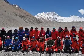 珠峰高程测量登山队开冲顶动员大会 公布详细计划图片