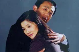 跟大11岁侯勇离婚后，独自抚养女儿的潘雨辰，42岁“嫩”回20岁？图片