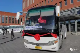 免费！“滨城”这趟摆渡车，接驳地铁高铁图片