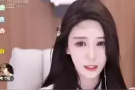 超级幻神欲挖某牙一姐转战斗鱼！并邀其前来互动图片
