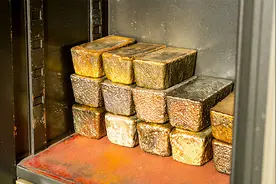 数千吨黄金可能已运抵中国，或将清零美债，美联储不敢阻止，有变图片