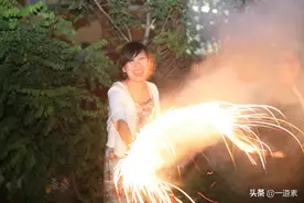 烟花易冷，惊艳一瞬图片