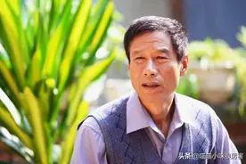 《什刹海》里刘佩琦：妻子偷户口本与他“私奔”，现他们怎么样？图片