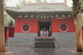 少林寺重新开放，日接待不超过22000人，游客需实名预约购票图片