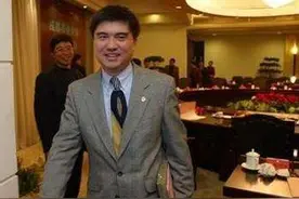 成都亿万富豪邓鸿的悲与喜：25岁创业，为事业抛弃发妻入籍美国图片