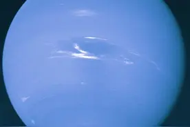 太阳系中最厉害的风暴为什么会出现在海王星上？能量是哪来的？图片
