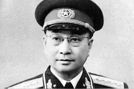 陈赓创办哈军工时，让学校领导都搬到平房，让教师住楼房图片