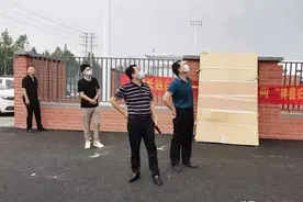 清苑区常委、宣传部长刘洪刚实地督导民办学校文明创建和校园周边公益广告宣传工作图片