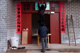 快过年了，对联的上联是贴门的左边还是右边？该怎样区分？图片