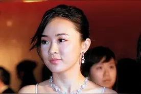 霍思燕美人痣长的地方真是绝了，穿吊带出门，“丝滑”的让人心动图片
