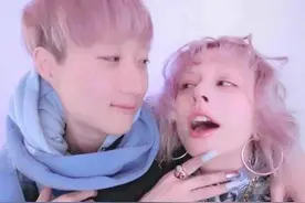 成龙20岁女儿再传婚变，同性妻子直呼恶心，曾因身体暴瘦惹人怜图片