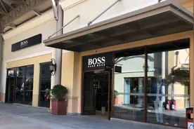HUGO BOSS（雨果波士）：现在的奢侈品牌 曾经德国男人几乎一人一套图片
