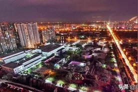 燕郊通勤族在苦与累中寻找生活的美好图片
