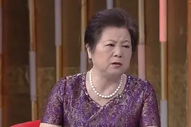 柏万青曾是上海最红阿姨，光速flop离开电视台，验证老公的预言图片