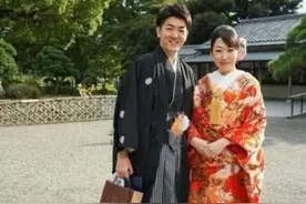 日本男人回家，都要提前喊一声“回来了”，不想让妻子尴尬图片