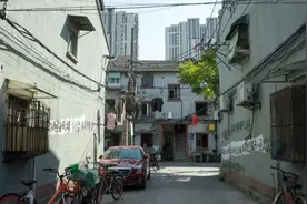 上海有条神秘弄堂，过去是知名的“流氓窟”，出过不少首富与大佬图片