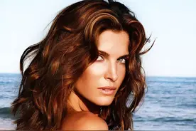 超模Stephanie Seymour 儿子去世，年仅24岁图片