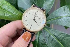 为何高端腕表几乎都是皮表带？图片