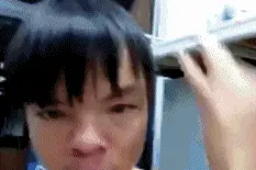 搞笑GIF：少年，奥斯卡欠你一个影帝！图片