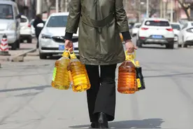 当国家建议囤粮时，你最好选择听话图片