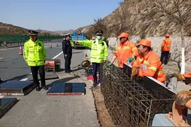 加强涉路施工管理确保公路安全畅通图片