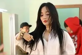 看我顶上功夫，印度华人封锁62天的头等大事做头发。印度日记111图片
