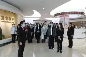 商学院与招商银行无锡分行联合开展“招唤江南杯”求职训练营暨企业开放日活动图片