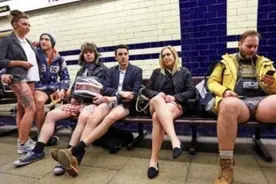 荷兰女性到底有多开放？地铁逛一圈你就知道了，让人大开眼界图片