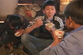 变形计主角今昔对比：真香男孩当上老板，高占喜考上211成国防生图片