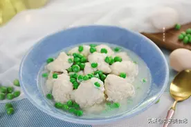 芙蓉鸡片这样做，鸡胸肉也能做出鲜嫩爽滑的好滋味，家人都爱吃图片
