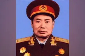 上将杨得志逝世25周年，6个子女如今何在？长女55岁被授少将图片