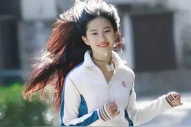 巅峰时期的刘亦菲和郑爽，谁才配得上“小仙女”的称号图片