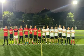 为什么许多家长现在都想让自己的孩子去踢足球？图片