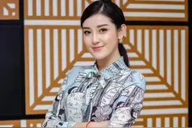 越南“第一美女”有多美？五官精致，皮肤白皙，太有气质了图片