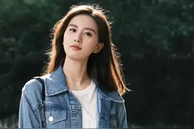今年最火的100只包包，谁背谁好看图片