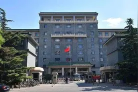 大力推行重点领域清洁生产 推动实现减污降碳协同增效图片