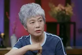 李玫瑾教授：宝宝睡觉时有这3个举动，暗示大脑发育快，智商更高图片