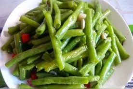 素炒豆角，糖醋排骨，四川泡菜，家常小菜图片