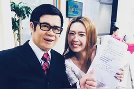 恭喜！传TVB绿叶与小18岁混血港姐谈恋爱，初恋女友患脑膜炎离世图片