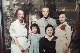 董竹君之子大明：母亲抛弃他后曾恨过她，18岁参军，41岁结婚图片