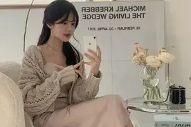 “厚外套 + 裙子”= 今冬王炸组合，太美了图片