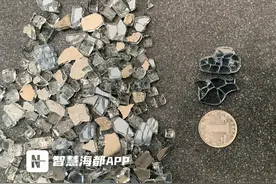 福州一小区天降玻璃渣雨！吓坏居民图片