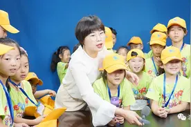 体验小主持，感受采编播，融媒小记者来了……图片