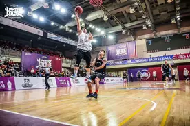武汉城市篮球俱乐部超级杯开赛了，16支球队争雄图片