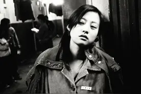 她是邓超的前女友，也是自己的摆渡人图片